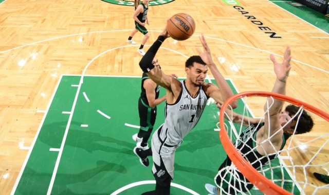 开云线上入口-文班亚马21分布朗27分 马刺100-95险胜凯尔特人