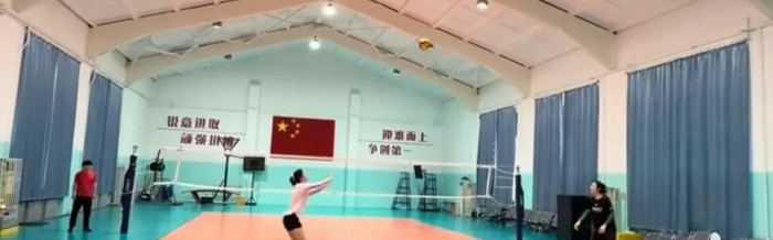开云下载-重磅利好！李盈莹全面恢复有球训练，中国女排终迎强心剂|孟豆|节奏|康复|队员|主攻_新浪体育_新浪新闻