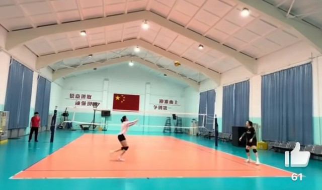开云下载-重磅利好！李盈莹全面恢复有球训练，中国女排终迎强心剂|孟豆|节奏|康复|队员|主攻_新浪体育_新浪新闻